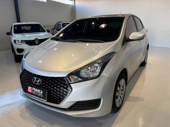 HYUNDAI HB20 1.6 COMFORT PLUS 16V FLEX 4P AUTOMÁTICO HYUNDAI HB20 1.6 COMFORT PLUS 16V FLEX 4P AUTOMÁTICO